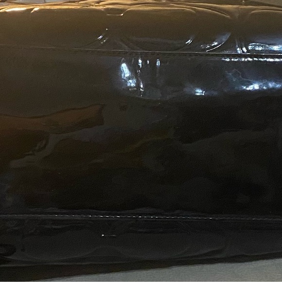 COACH  Purse Black Patent Poppy - Picture 6 of 10